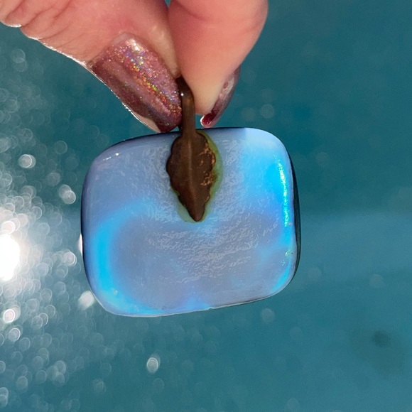 ॐ Turquoise Blue Glass Dichroic Pendant - Picture 7 of 9